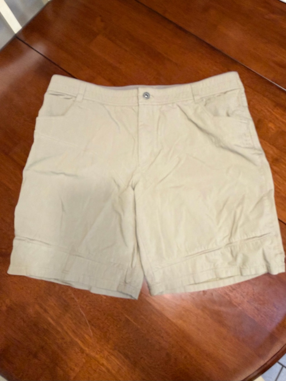 Kuhl Free Radikl Shorts Mens 40 Khaki/Tan 9.5" Inseam Trail Hiking Outdoor
